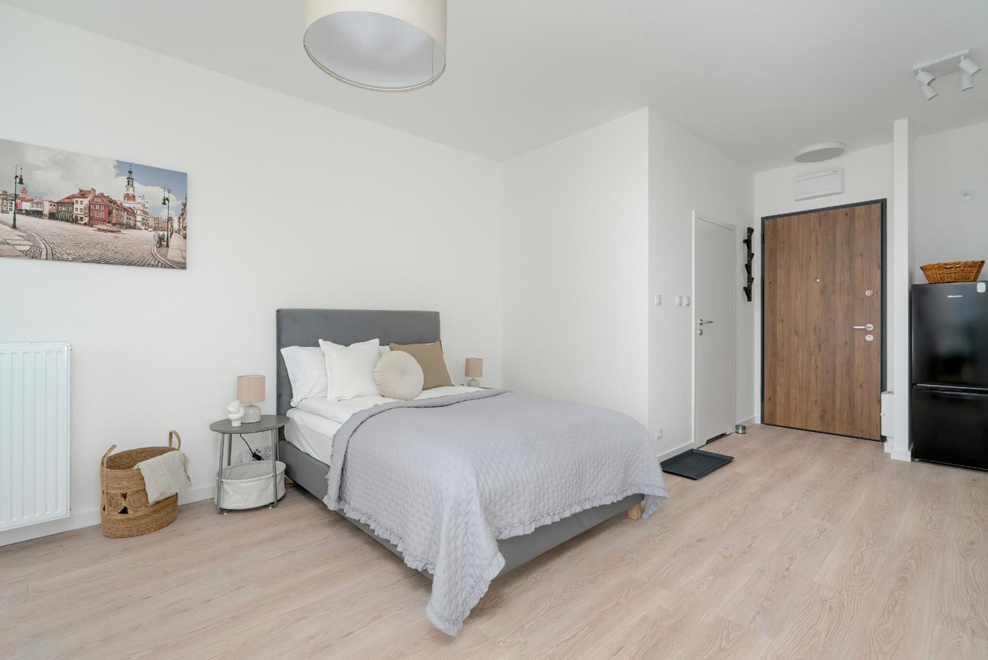 Minimalist Studios Wojciechowskiego With Parking In Poznan By Noclegi Renters Bagian luar foto
